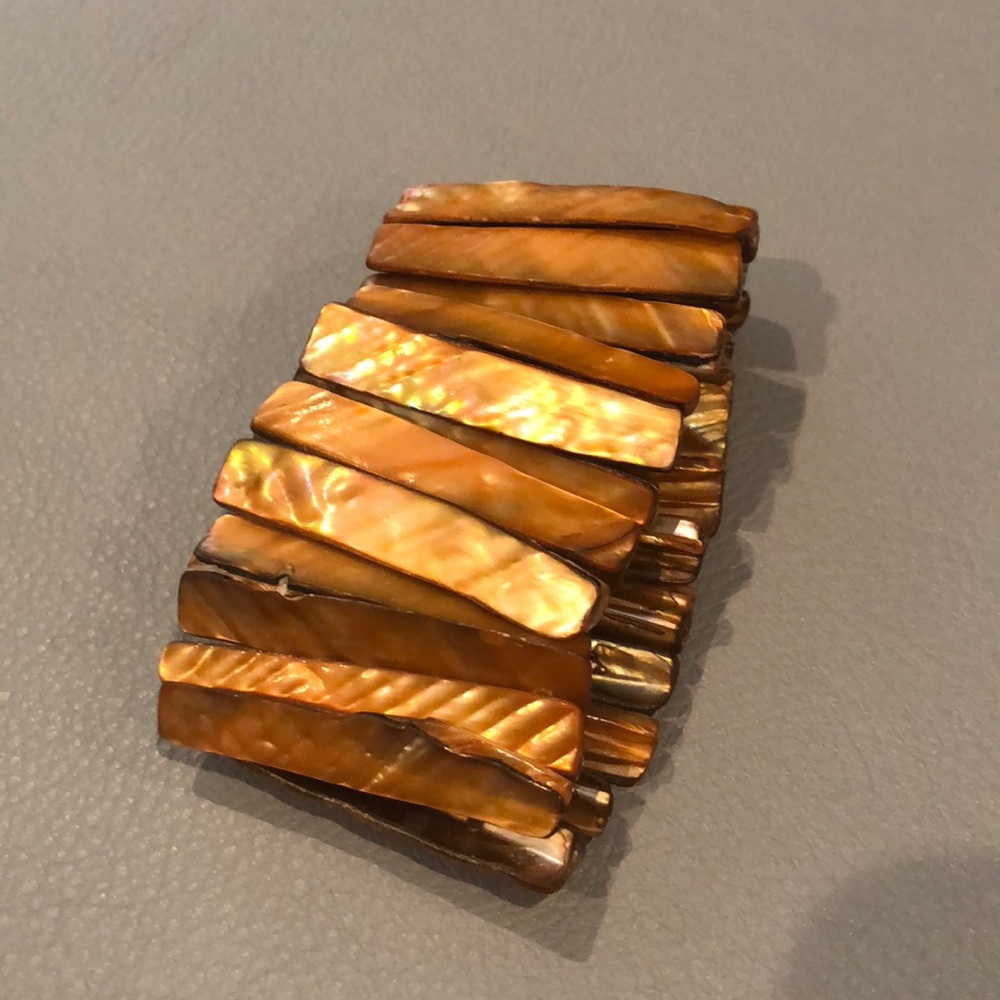 Shell bracelet - Picture 2 of 2